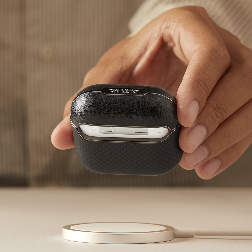 Apple Airpods 4 Kılıf 1500D Aramid Fiber Pitaka Ultra-Slim Classic Serisi Black-Grey Twill Kapak