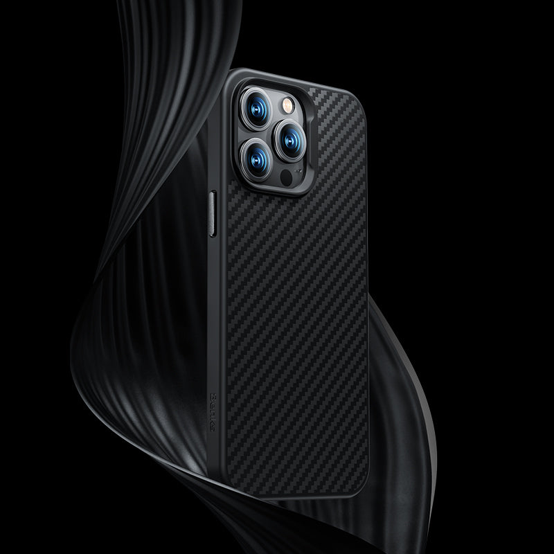 Apple iPhone 14 Plus Kılıf Karbon Fiber M-safe Şarj Özellikli Benks Hybrid ArmorPro 1500D Kevlar Kapak