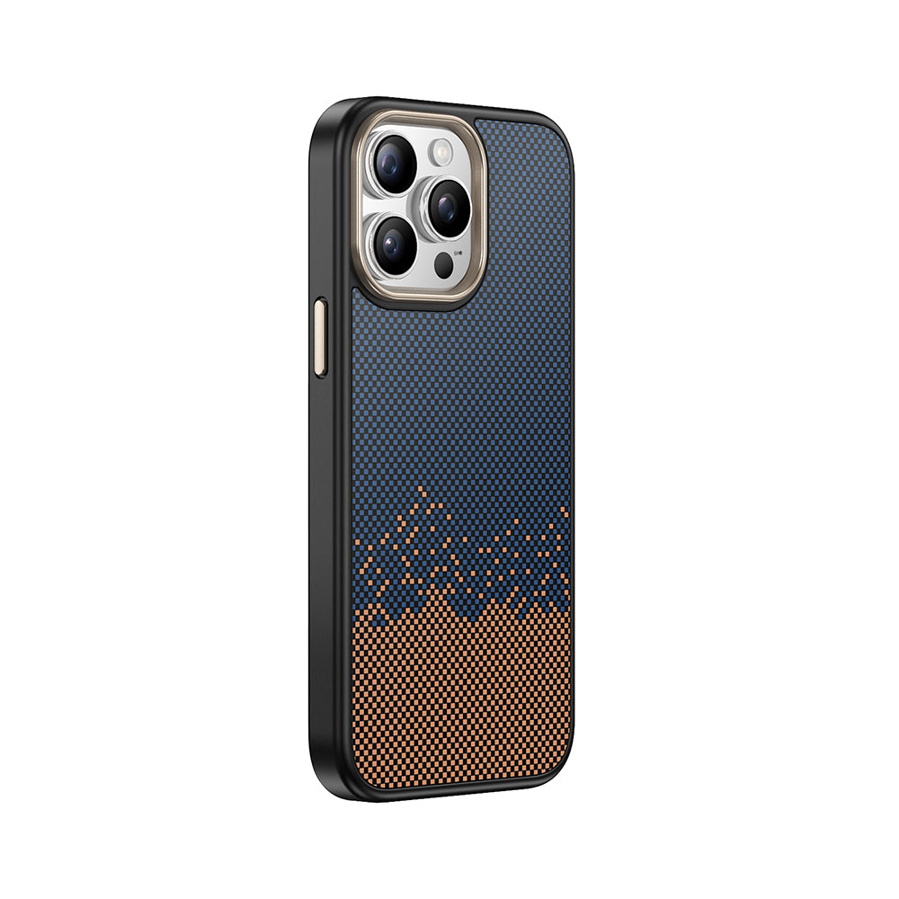 Apple iPhone 15 Pro Kılıf M-safe Şarj Özellikli Karbon Fiber Görünümlü Zore Antina Kapak