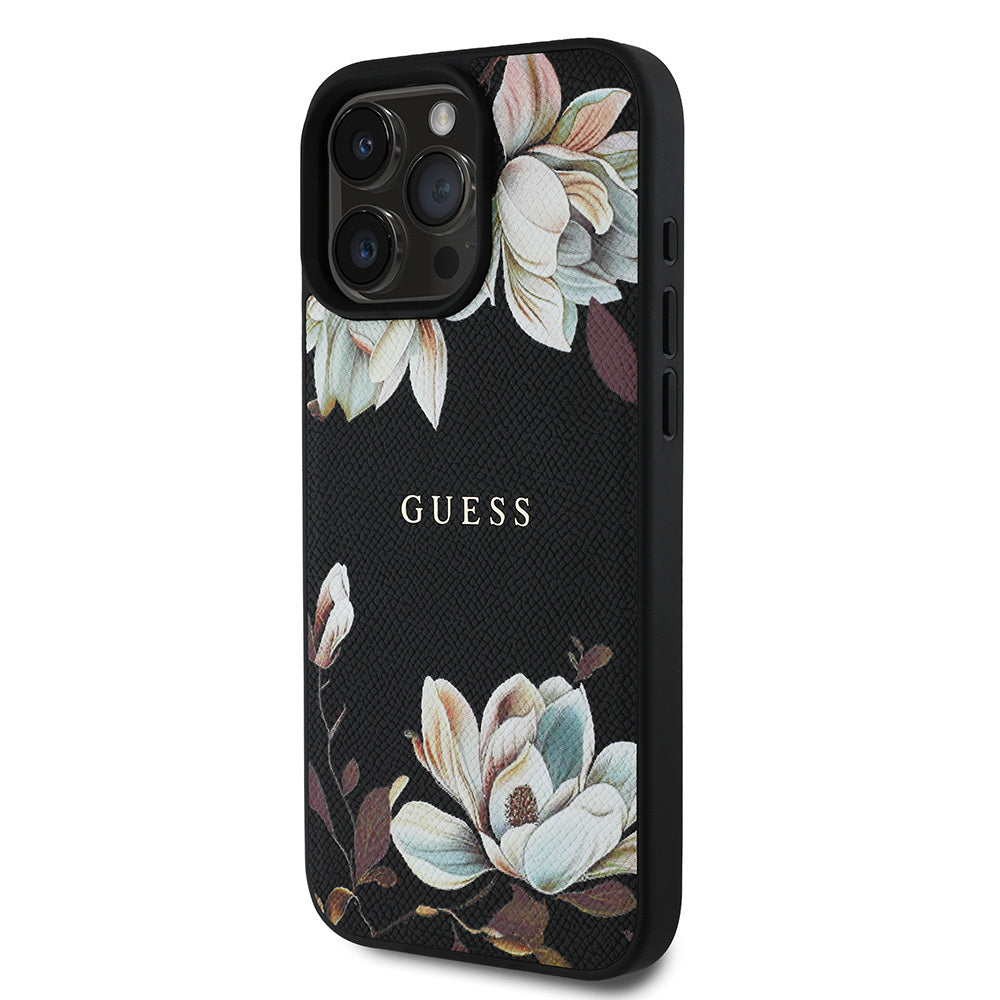 Apple iPhone 15 Pro Max Kılıf Guess Orjinal Lisanslı M-safe Şarj Özellikli Taneli Çiçek Tasarımlı Metal Yazı Logolu Kapak