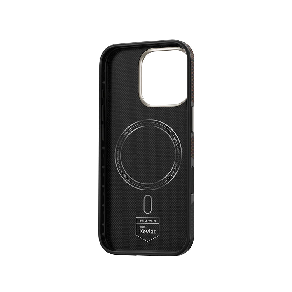 Apple iPhone 16 Pro Kılıf M-safe Şarj Özellikli Karbon Fiber Tasarımlı Benks Prestige ArmorPro Kevlar Kapak
