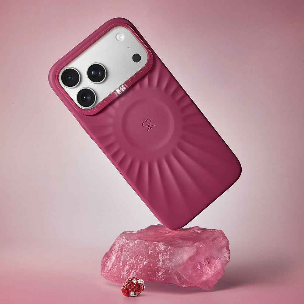 Apple iPhone 16 Pro Max Kılıf Kabartma Tasarımlı Metal Kamera Çerçeveli Pynana Starlight Serisi Kapak