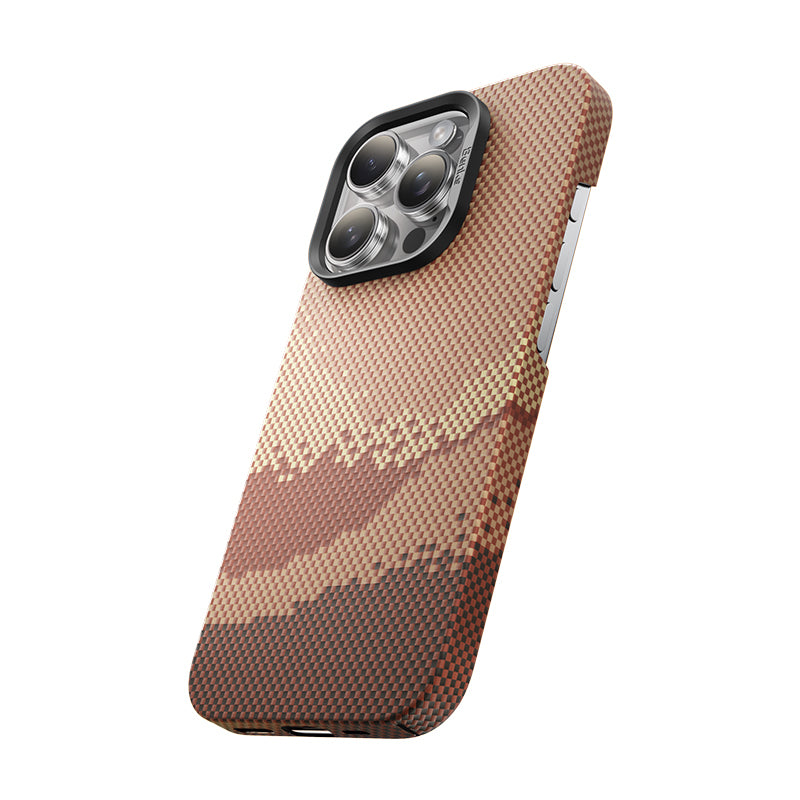Apple iPhone 16 Pro Max Kılıf M-safe Şarj Özellikli Benks GoldenTide ArmorAir 600D Kevlar Kapak