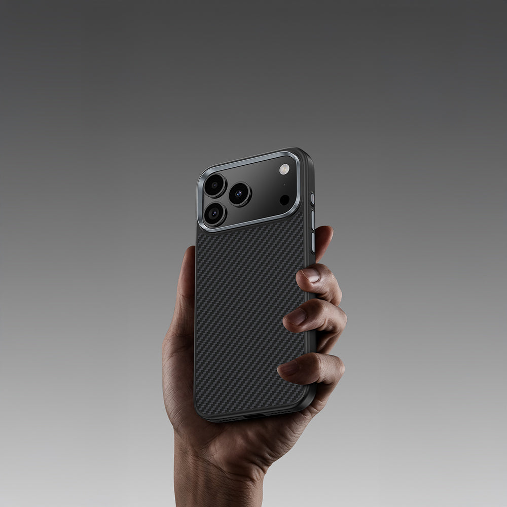 Apple iPhone 17 Kılıf Karbon Fiber M-safe Şarj Özellikli Benks Hybrid ArmorPro 600D Kevlar Kapak