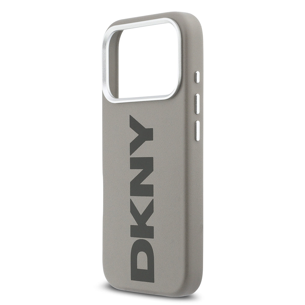 Apple iPhone 17 Pro Kılıf DKNY Orjinal Lisanslı M-safe Şarj Özellikli PU Büyük Dikey Logolu Kapak