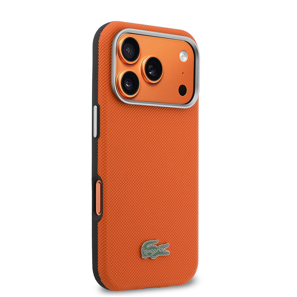 Apple iPhone 17 Pro Kılıf Lacoste Orjinal Lisanslı M-Safe Şarj Özellikli PVC Yarı Pike Desenli Arka Yüzey İkonik Timsah Dokuma Logolu Kapak