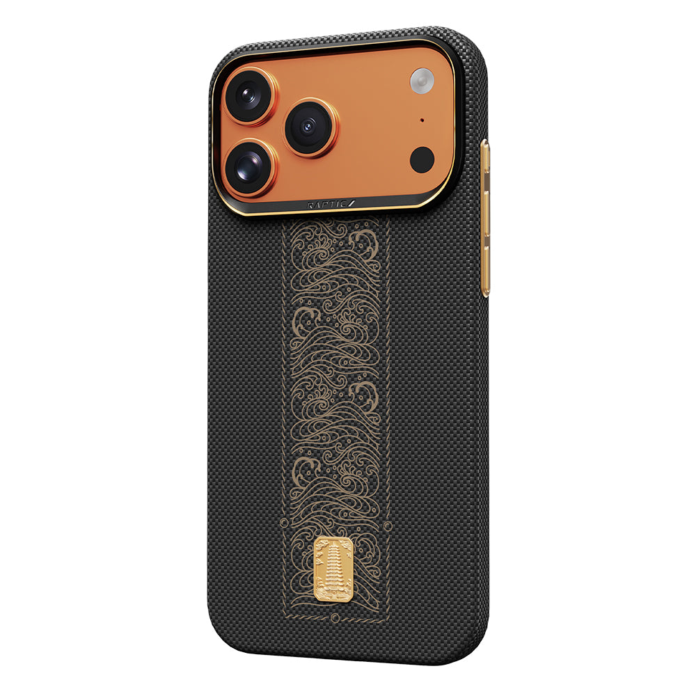 Apple iPhone 17 Pro Kılıf M-safe Şarj Özellikli Raptic Aramid Skin Rise Serisi 24 Ayar Altın Kaplamalı Karbon Kapak
