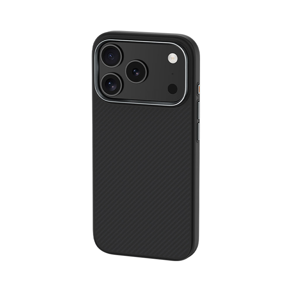 Apple iPhone 17 Pro Max Kılıf Karbon Fiber M-safe Şarj Özellikli Benks Hybrid ArmorPro 600D Kevlar Kapak