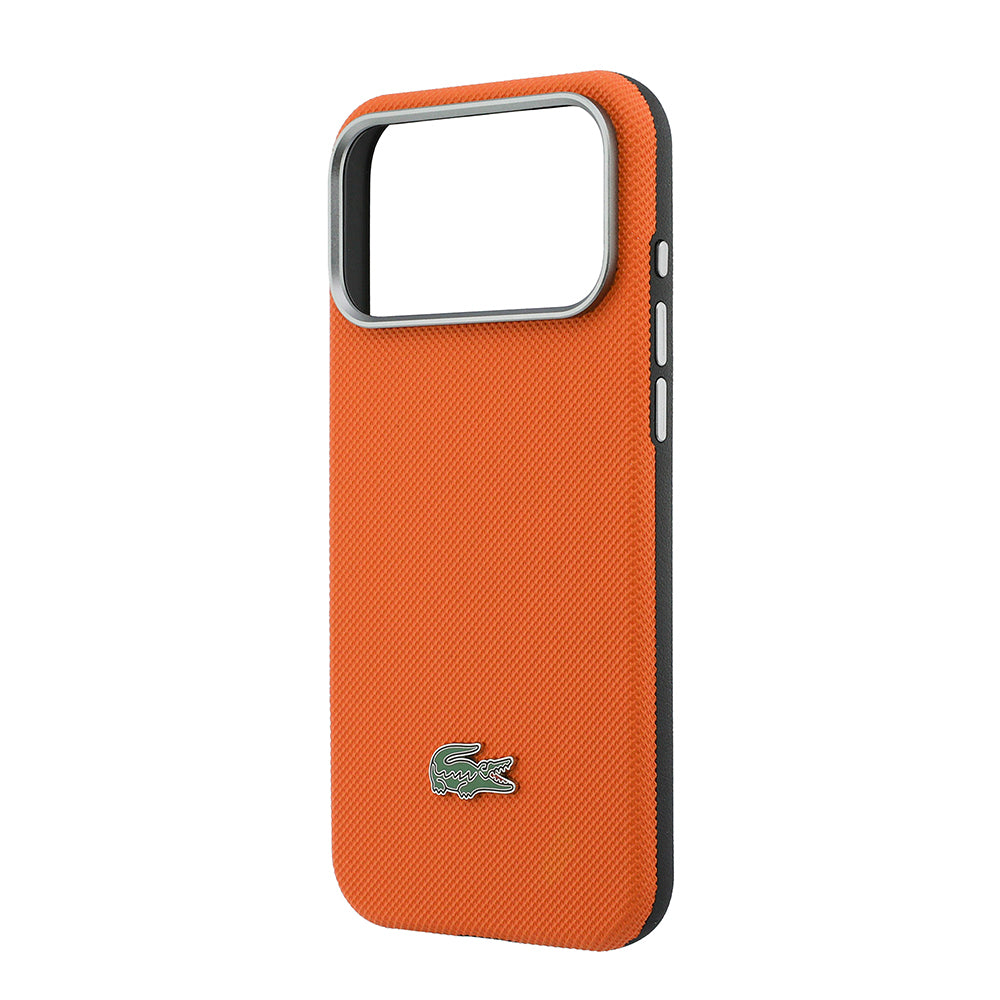 Apple iPhone 17 Pro Max Kılıf Lacoste Orjinal Lisanslı M-Safe Şarj Özellikli PVC Yarı Pike Desenli Arka Yüzey İkonik Timsah Dokuma Logolu Kapak