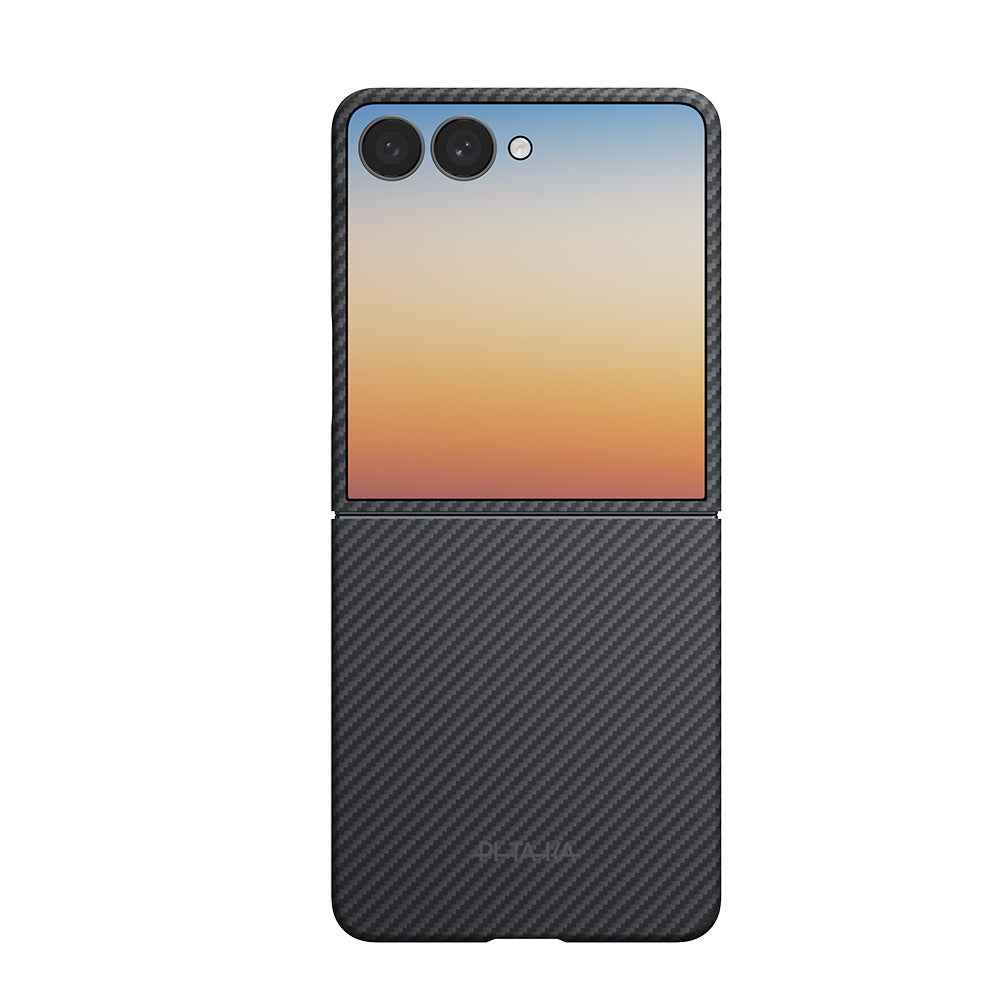 Galaxy Z Flip 8 Kılıf M-safe Şarj Özellikli 600D Aramid Karbon Fiber Pitaka Edge Serisi Black-Grey Twill Kapak