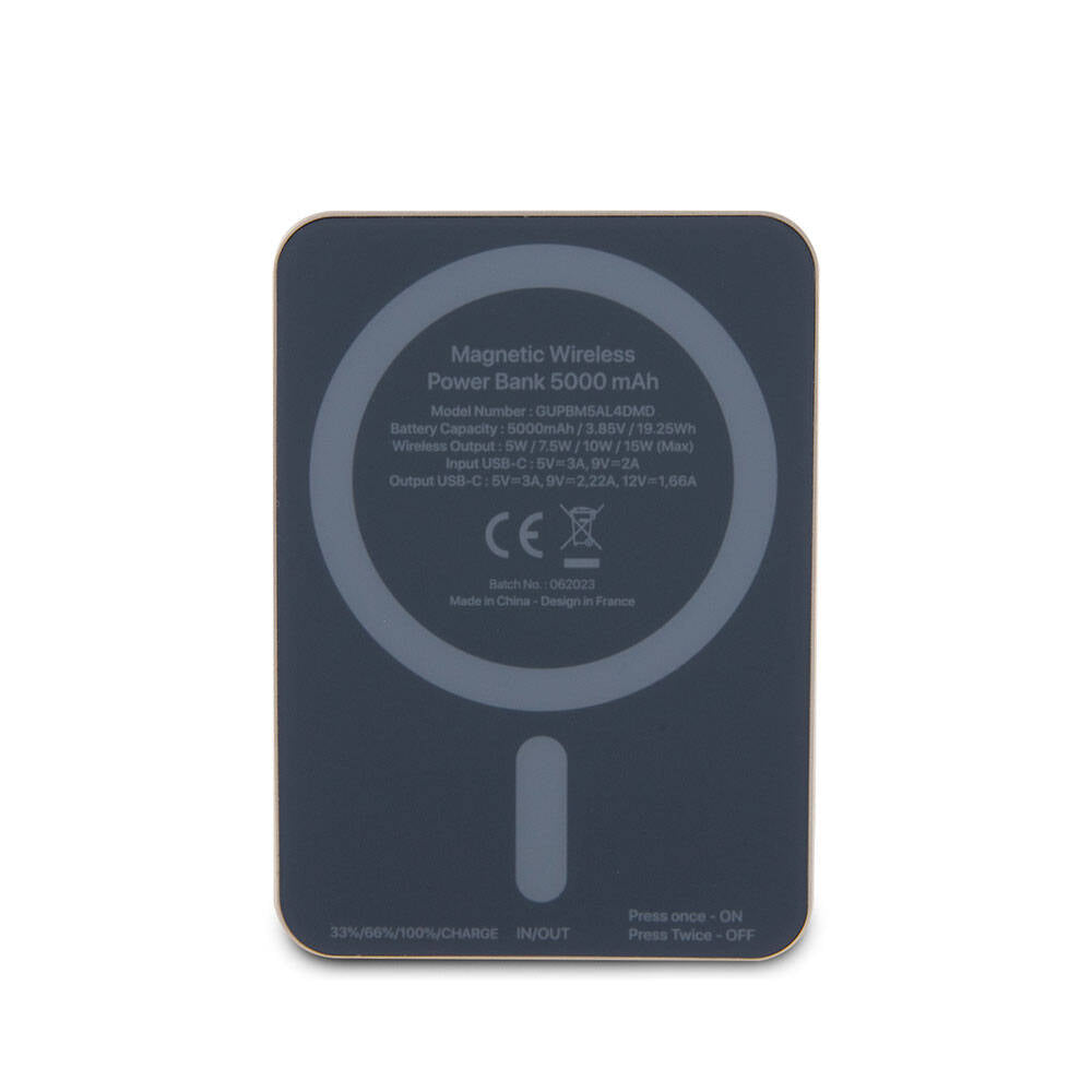 Guess Orjinal Lisanslı M-safe Şarj Özellikli Taşlı 4G Logolu Powerbank 5000mAh 15W