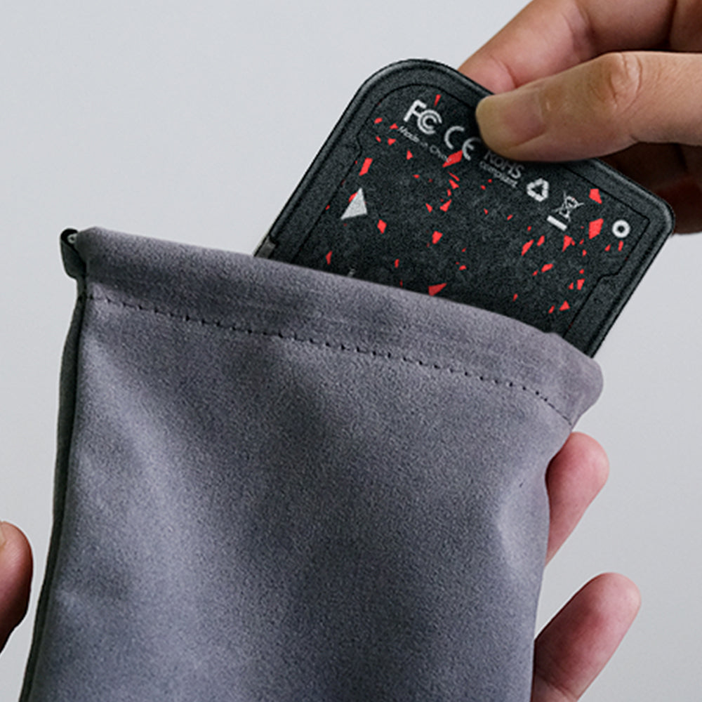 Skinarma Vektor Kablosuz ve PD Hızlı Şarj Özellikli Metal Standlı Taşınabilir Powerbank 15W 5000mAh