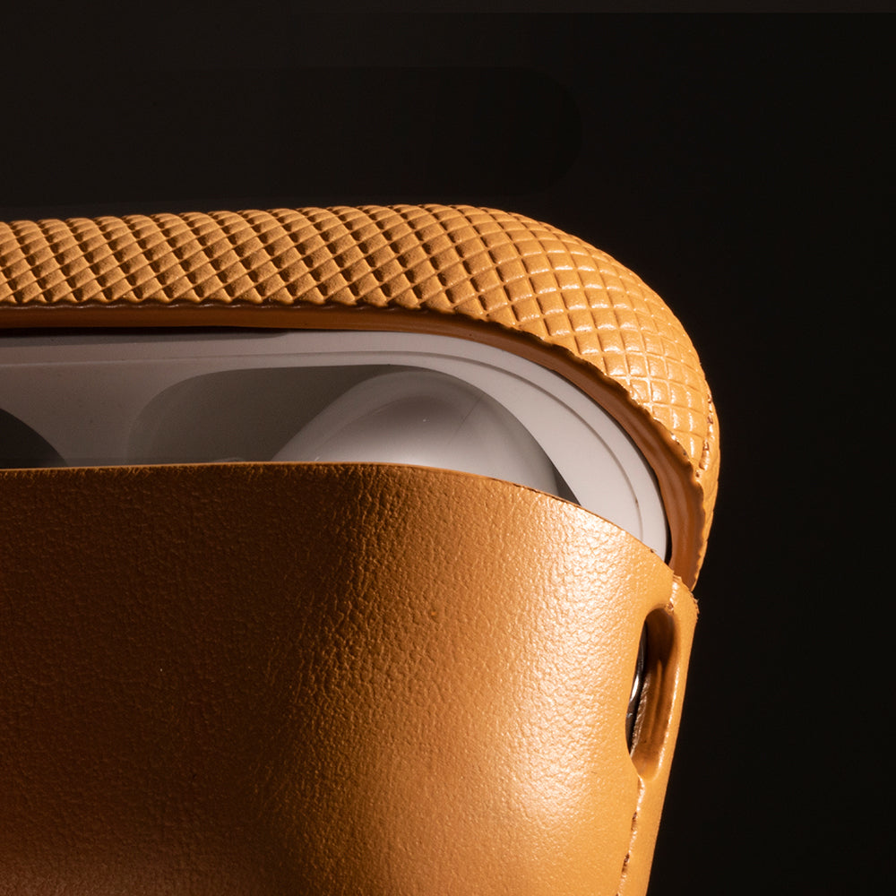 Apple AirPods Pro 2 Kılıf Qi M-Safe Şarj Özellikli Native Union RE Classic Serisi Suni Deri Kapak