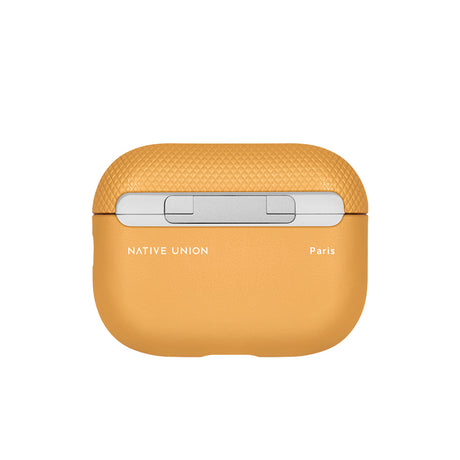 Apple AirPods Pro 2 Kılıf Qi M-Safe Şarj Özellikli Native Union RE Classic Serisi Suni Deri Kapak