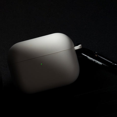 Apple AirPods Pro 3 Kılıf M-Safe Şarj Özellikli Native Union Active Serisi Kapak