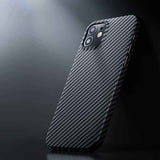 Apple iPhone 12 Kılıf Benks Aramid Kapak