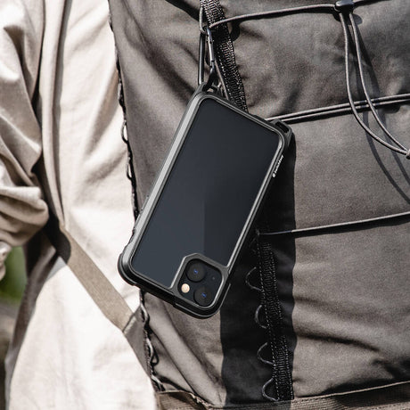 Apple iPhone 13 Kılıf Boyun Askılı Kompozit Tasarımlı Şok Önleyicili Lisanslı Switcheasy Odyssey Kapak