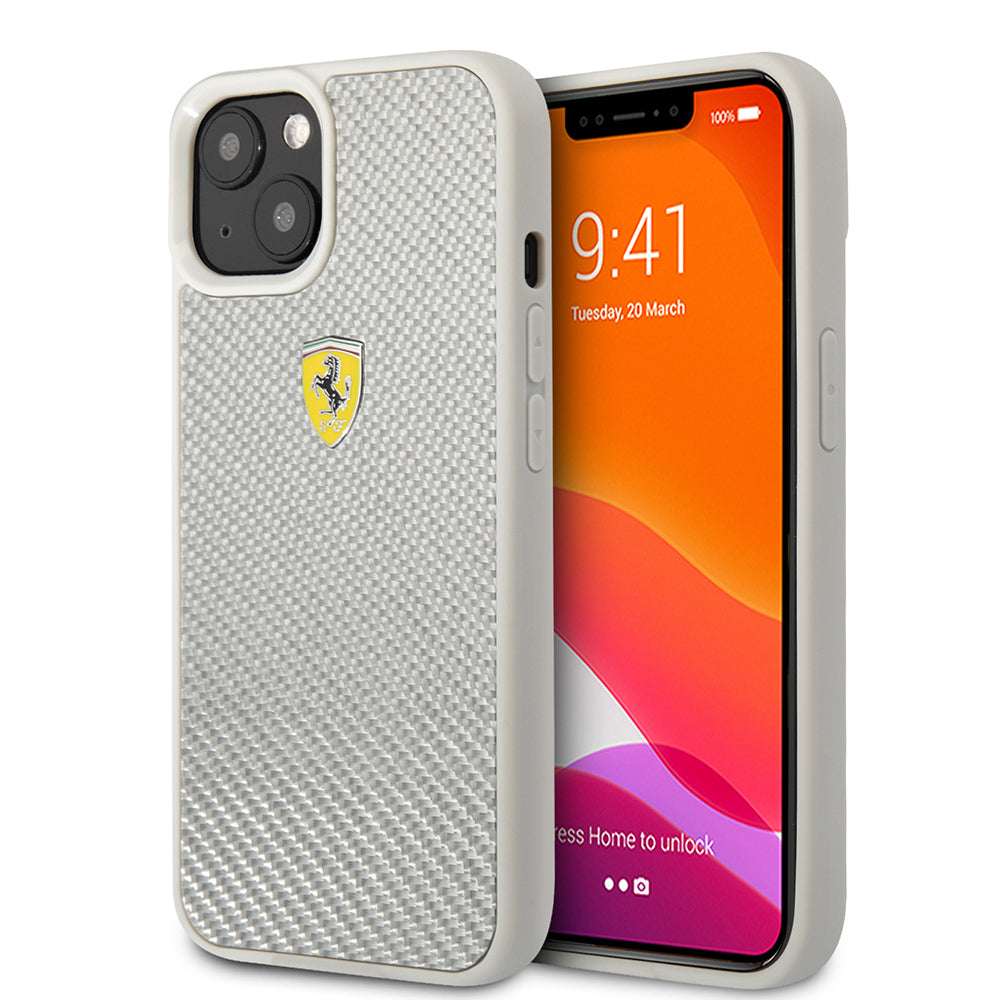 Apple iPhone 13 Kılıf Ferrari Orjinal Lisanlı Klasik Metal Logolu Karbon Dizayn Kapak
