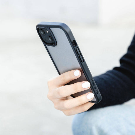Apple iPhone 13 Kılıf Ultra İnce Şok Önleyicili Lisanslı Switcheasy Aero Plus Kapak