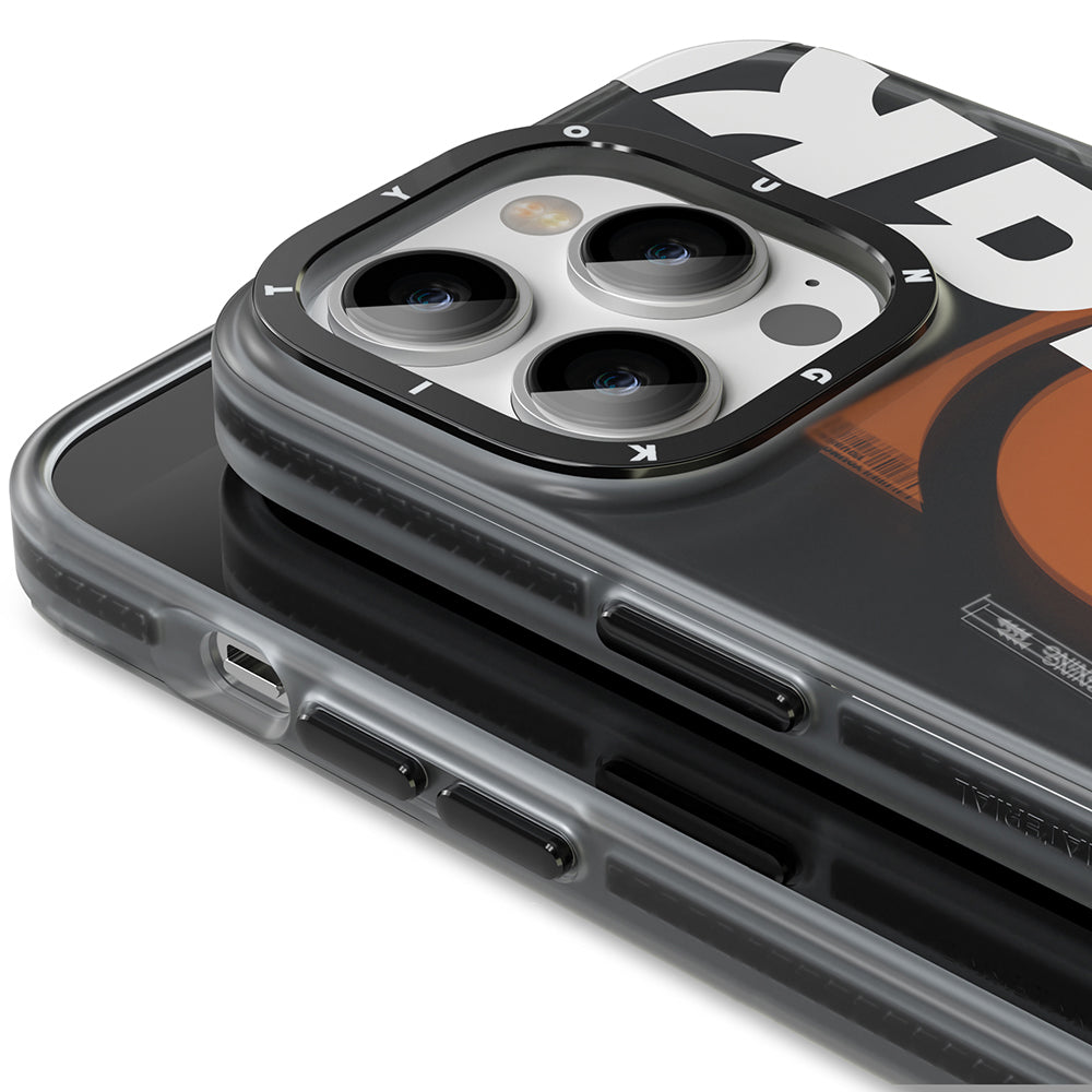 Apple iPhone 13 Pro Kılıf M-safe Şarj Özellikli Youngkit Binfen Serisi Yazı Temalı Kapak