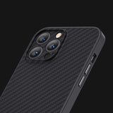 Apple iPhone 13 Pro Max Kılıf Karbon Fiber Benks Hybrid Kevlar Kapak