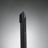 Apple iPhone 14 Kılıf M-safe Şarj Özellikli 1500D Aramid Fiber Pitaka Ultra-Slim Classic Serisi Black-Grey Twill Kapak