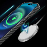 Apple iPhone 14 Kılıf ​​​​​Wiwu Karbon Fiber Görünümlü M-safe Wireless Şarj Özellikli Kabon Kapak
