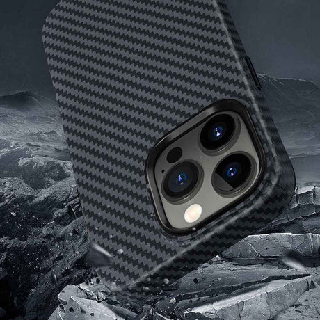 Apple iPhone 14 Plus Kılıf Wiwu Karbon Fiber Görünümlü M-safe Wireless Şarj Özellikli Kabon Kapak