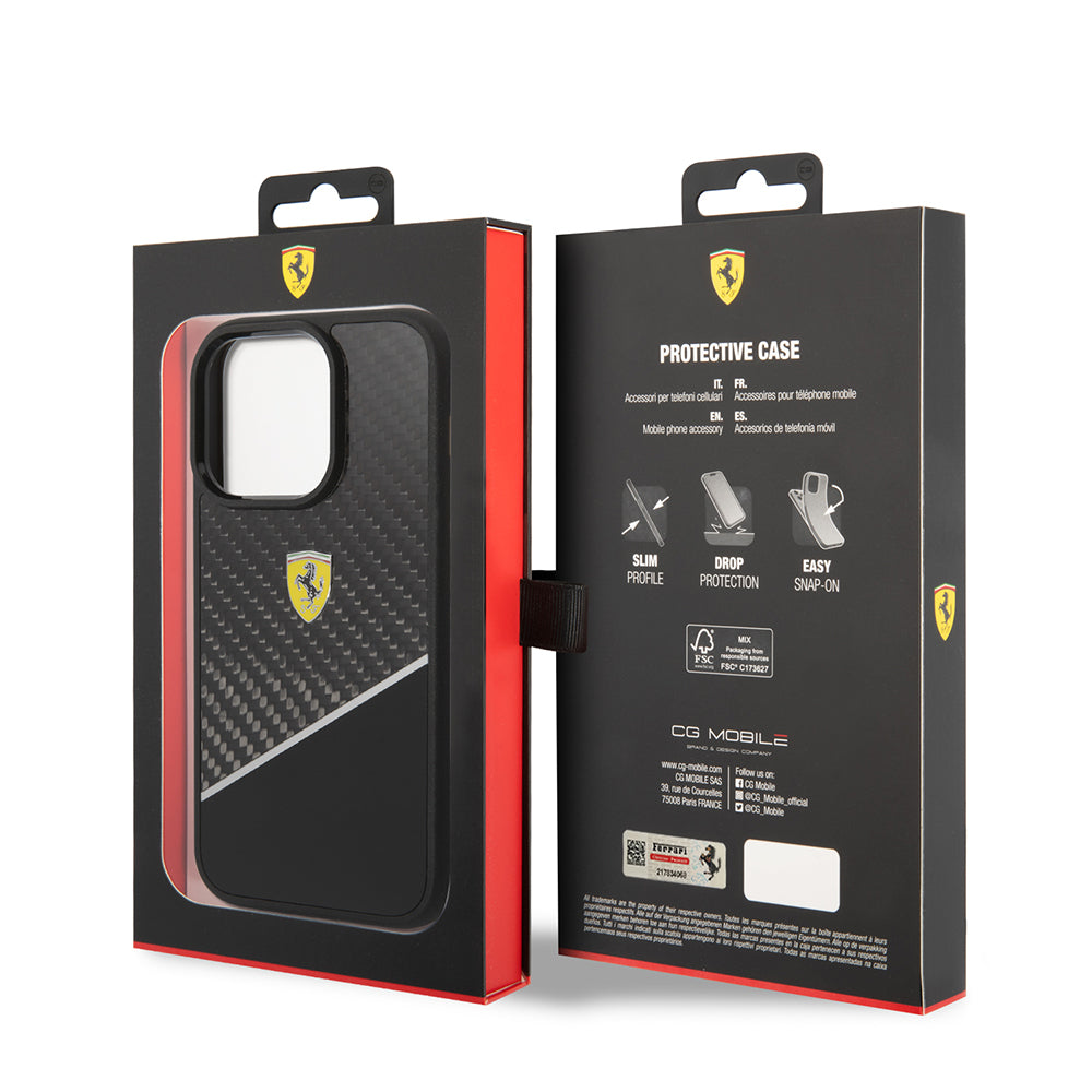 Apple iPhone 14 Pro Max Kılıf Ferrari Orjinal Lisanlı Klasik Metal Logolu Karbon Şerit Desenli Kapak