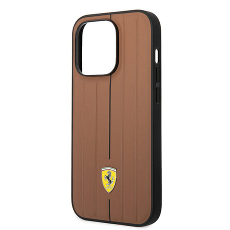 Apple iPhone 14 Pro Max Kılıf Ferrari Orjinal Lisanslı Deri Arka Yüzey Metal Logolu Şerit Tasarımlı Kapak