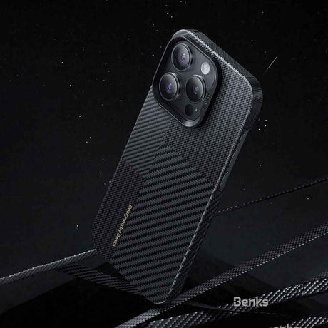 Apple iPhone 14 Pro Max Kılıf M-safe Şarj Özellikli Karbon Fiber Benks Montage ArmorAir Kevlar Kapak