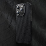 Apple iPhone 15 Kılıf M-safe Özellikli Karbon Fiber Benks Essential ArmorAir 600D Kevlar Kapak