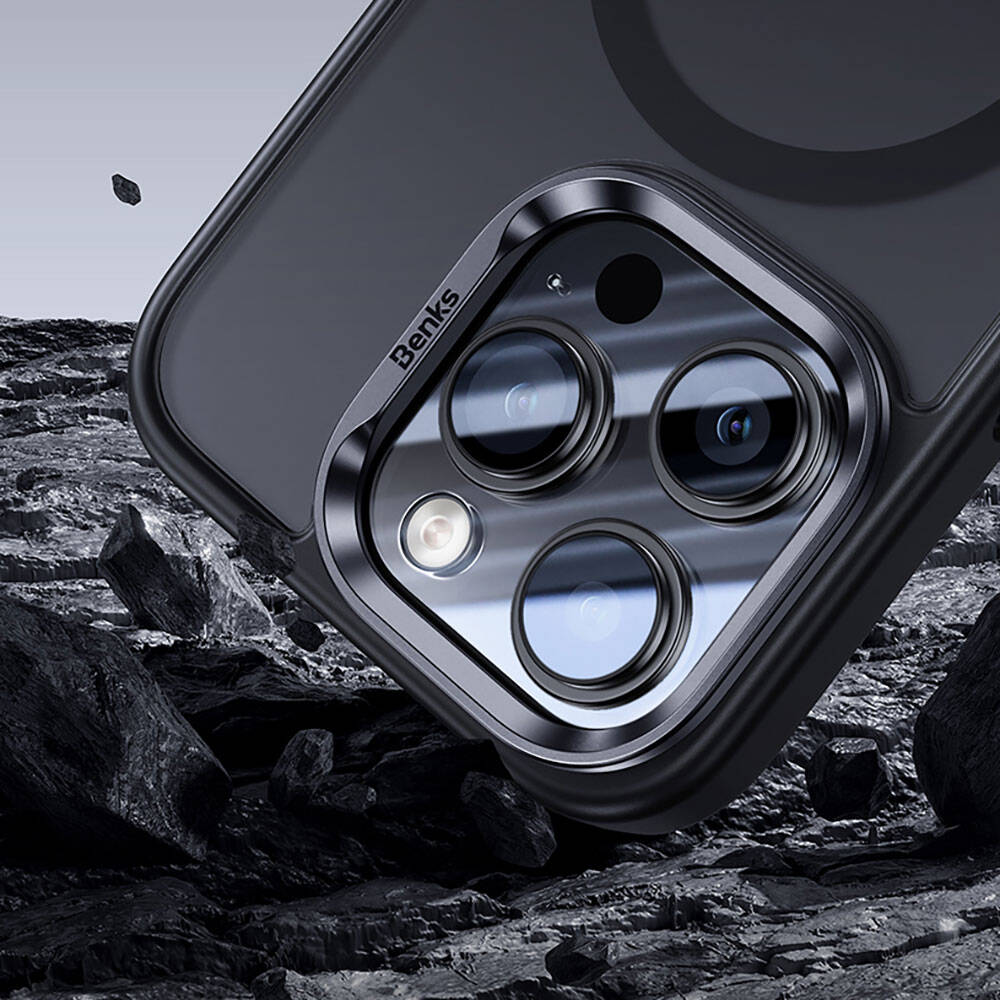 Apple iPhone 15 Kılıf M-safe Şarj Özellikli Benks Mist Protective Kapak