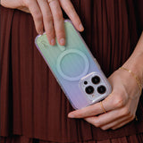 Apple iPhone 15 Kılıf M-safe Şarj Özellikli Parlayan Arka Yüzey Coehl Linear Kapak