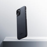 Apple iPhone 15 Plus Kılıf M-safe Şarj Özellikli 1500D Aramid Fiber Pitaka Ultra-Slim Classic Serisi Black-Grey Twill Kapak