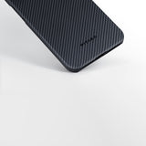 Apple iPhone 15 Plus Kılıf M-safe Şarj Özellikli 600D Aramid Fiber Pitaka Ultra-Slim Classic Serisi Black-Grey Twill Kapak