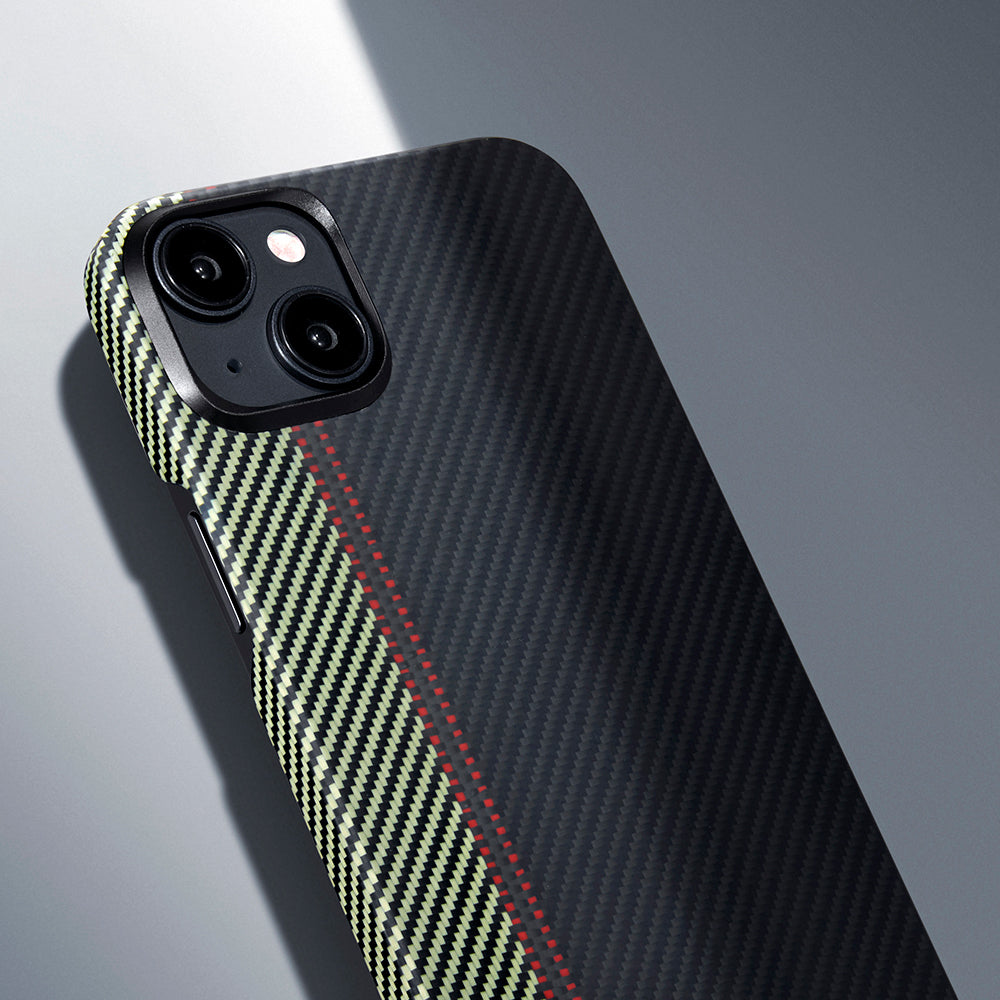 Apple iPhone 15 Plus Kılıf M-safe Şarj Özellikli 600D Aramid Fiber Pitaka Tactile Woven Orchestra Serisi Overture Kapak