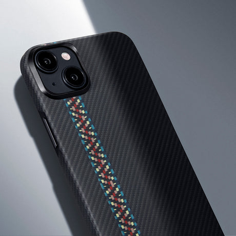 Apple iPhone 15 Plus Kılıf M-safe Şarj Özellikli 600D Aramid Fiber Pitaka Tactile Woven Orchestra Serisi Rhapsody Kapak