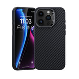 Apple iPhone 15 Pro Kılıf Karbon Fiber M-safe Şarj Özellikli Benks Hybrid ArmorPro 600D Kevlar Kapak