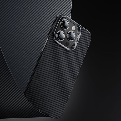 Apple iPhone 15 Pro Kılıf M-safe Özellikli Karbon Fiber Benks Essential ArmorAir 600D Kevlar Kapak