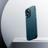 Apple iPhone 15 Pro Kılıf M-safe Şarj Özellikli 1500D Aramid Fiber Pitaka Military-Grade Classic Serisi Black-Grey Twill Kapak