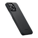 Apple iPhone 15 Pro Kılıf M-safe Şarj Özellikli 600D Aramid Fiber Pitaka Ultra-Slim Classic Serisi Black-Grey Twill Kapak