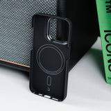 Apple iPhone 15 Pro Kılıf M-safe Şarj Özellikli 600D Kevlar Zore Krek Karbon Standlı Kapak