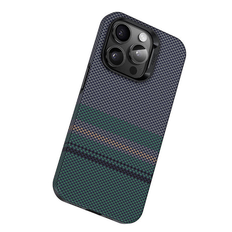 Apple iPhone 15 Pro Kılıf M-safe Şarj Özellikli Karbon Fiber Tasarımlı Benks Aurora ArmorPro Kevlar Kapak