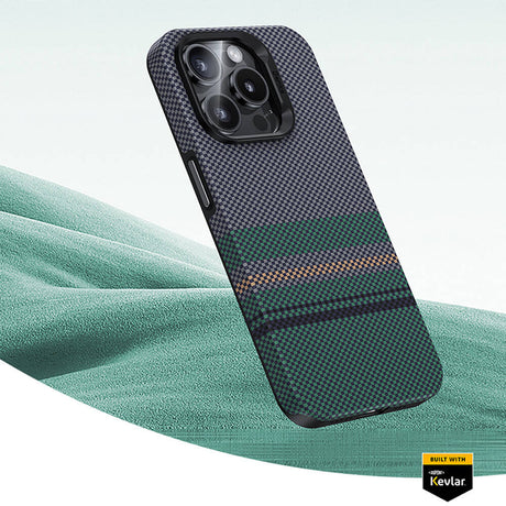 Apple iPhone 15 Pro Kılıf M-safe Şarj Özellikli Karbon Fiber Tasarımlı Benks Aurora ArmorPro Kevlar Kapak
