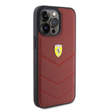Apple iPhone 15 Pro Max Kılıf Ferrari Orjinal Lisanslı Deri Dikişli Arka Yüzey Metal Logo Tasarımlı Kapak