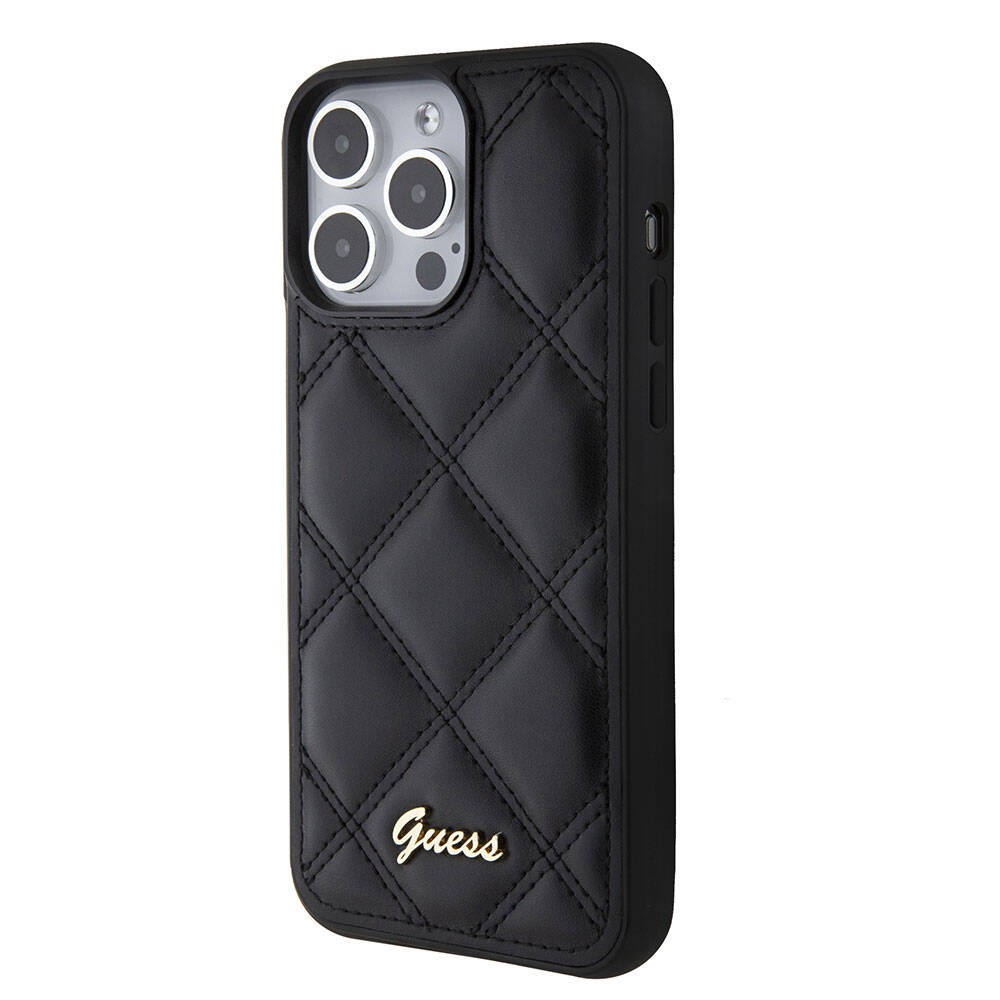 Apple iPhone 15 Pro Max Kılıf Guess Orjinal Lisanslı PU Deri Metal Yazı Logolu Kapitone Kapak