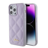 Apple iPhone 15 Pro Max Kılıf Guess Orjinal Lisanslı PU Deri Metal Yazı Logolu Kapitone Kapak
