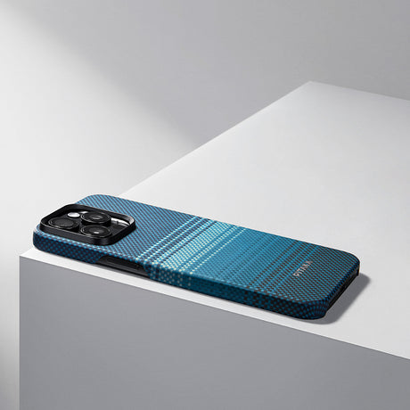 Apple iPhone 15 Pro Max Kılıf M-safe Şarj Özellikli Aramid Fiber Pitaka Tactile Woven Sunset-Moonrise Serisi Moonrise Kapak