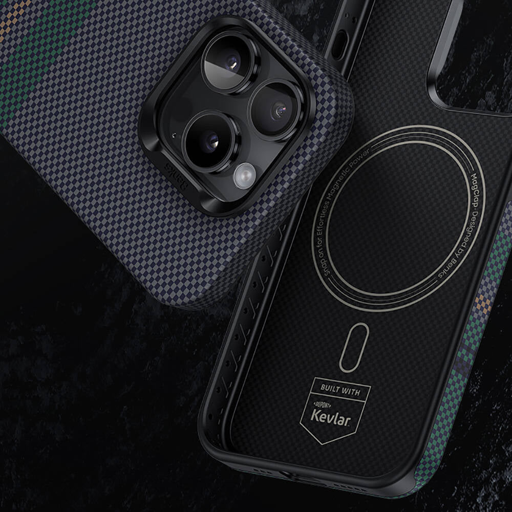 Apple iPhone 15 Pro Max Kılıf M-safe Şarj Özellikli Karbon Fiber Tasarımlı Benks Aurora ArmorPro Kevlar Kapak